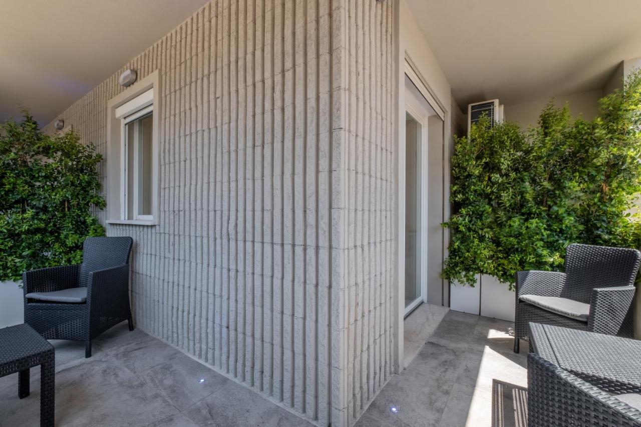 Helios Guest House Cagliari Bagian luar foto