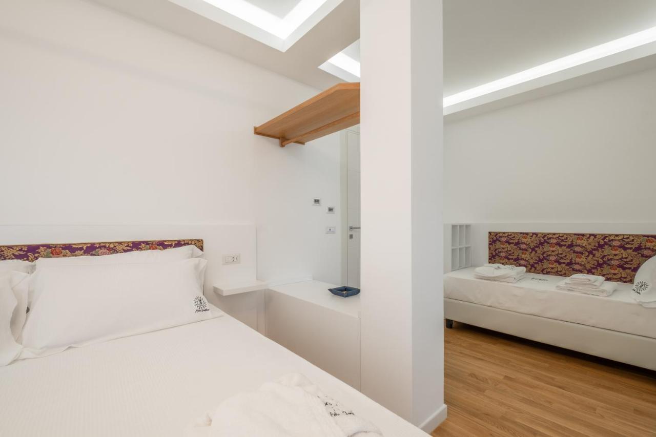 Helios Guest House Cagliari Bagian luar foto