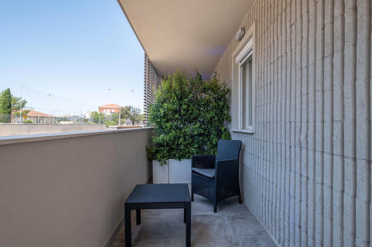 Helios Guest House Cagliari Bagian luar foto