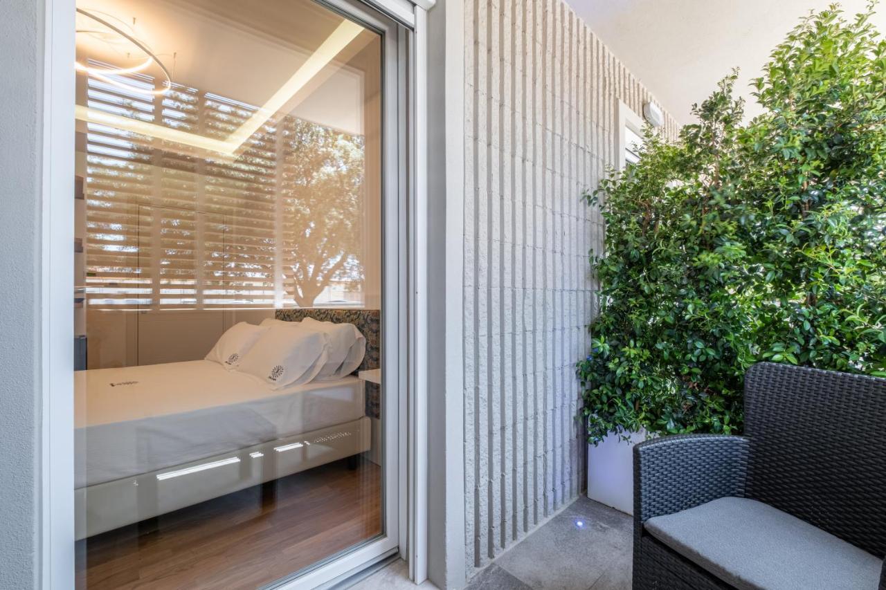 Helios Guest House Cagliari Bagian luar foto